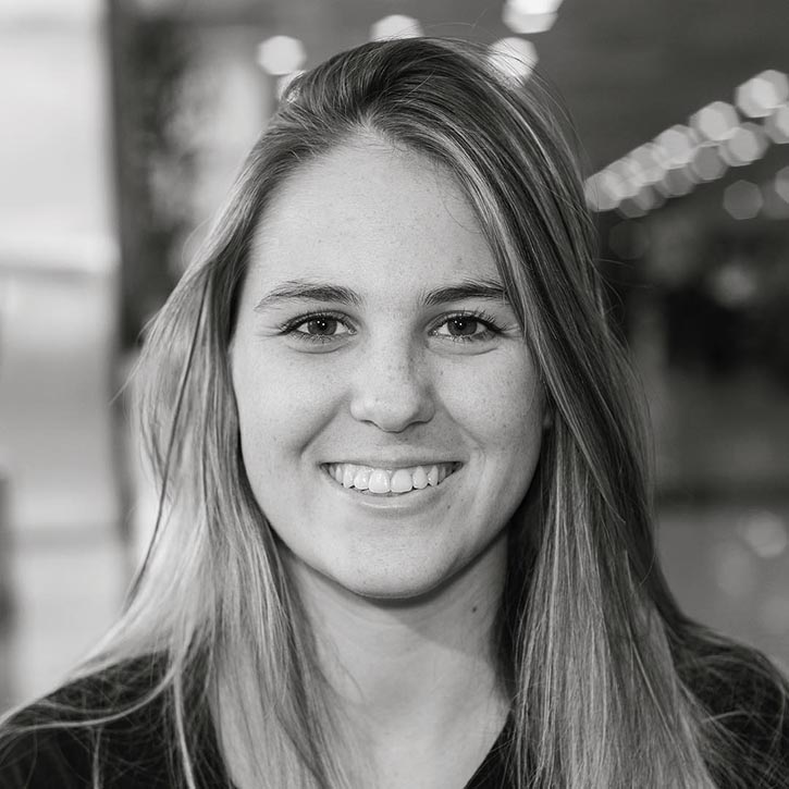 Gabriella - BRAZIL - 100 faces 100 countries - 100 лиц из 100 стран в аэропорту Стамбула. Полная версия Gabriella - BRAZIL - 100 faces 100 countries - 100 лиц из 100 стран в аэропорту Стамбула. Полная версия