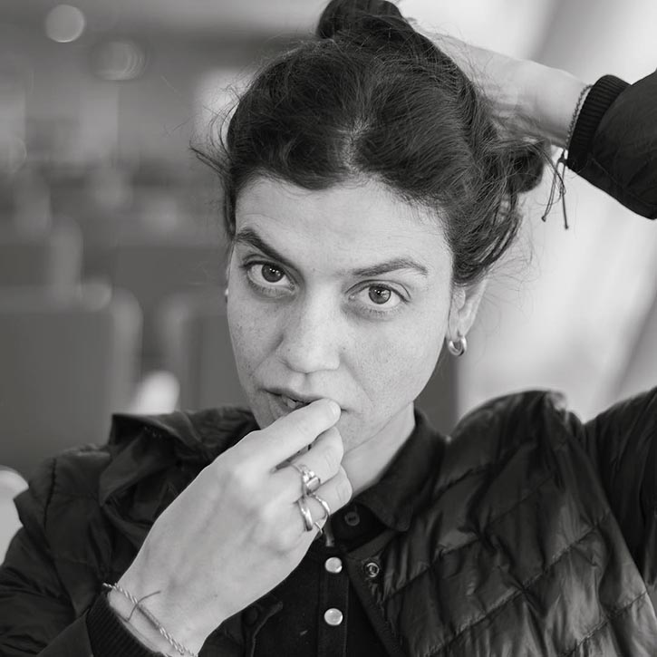 Katerina - GREECE - 100 faces 100 countries - 100 лиц из 100 стран в аэропорту Стамбула. Полная версия Katerina - GREECE - 100 faces 100 countries - 100 лиц из 100 стран в аэропорту Стамбула. Полная версия
