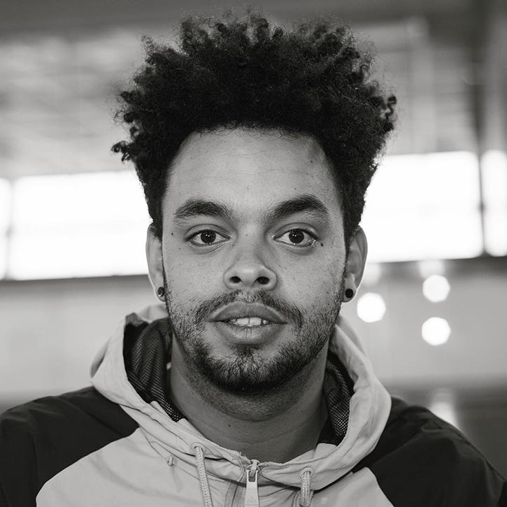 Michael - FRANCE - 100 faces 100 countries - 100 лиц из 100 стран в аэропорту Стамбула. Полная версия Michael - FRANCE - 100 faces 100 countries - 100 лиц из 100 стран в аэропорту Стамбула. Полная версия