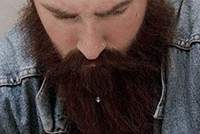 Новый тренд хипстеров: ювилирные украшения для бороды